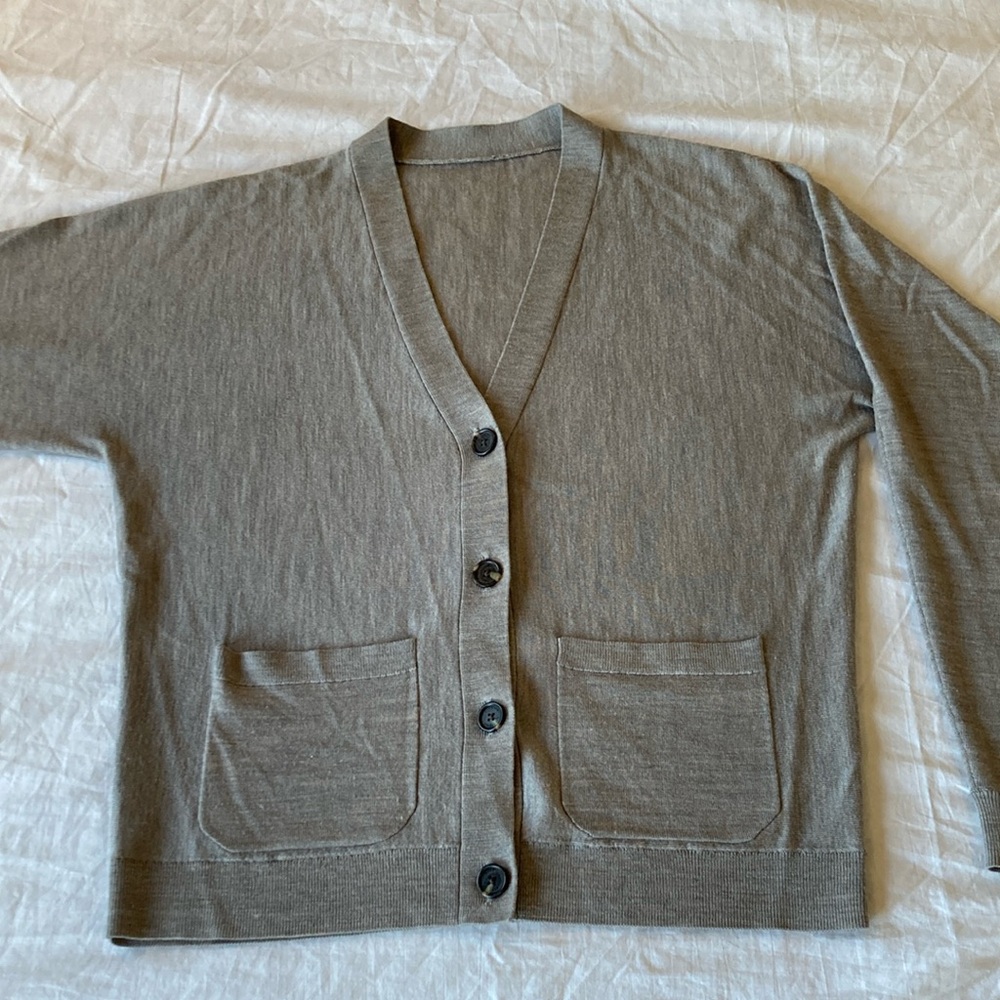 Kit and Ace, Merino wool lightweight cardingan, M